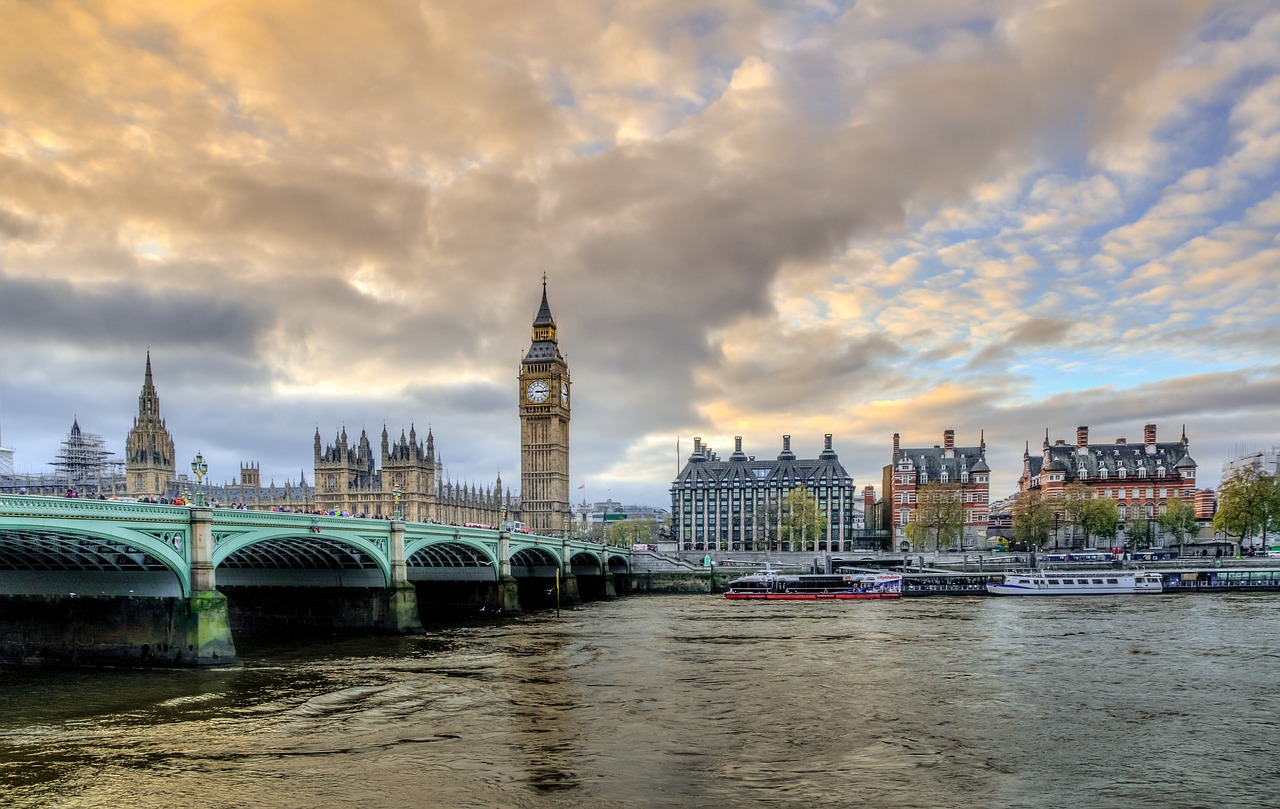 Go About Touring London In 5 Days  - Travel Fube
