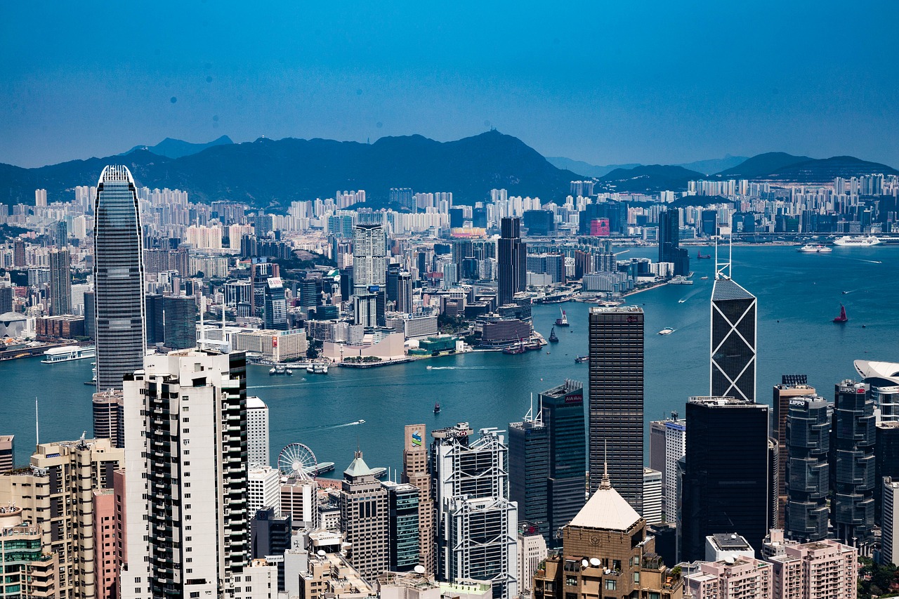 Wander Hong Kong In 4 Days  - Travel Fube