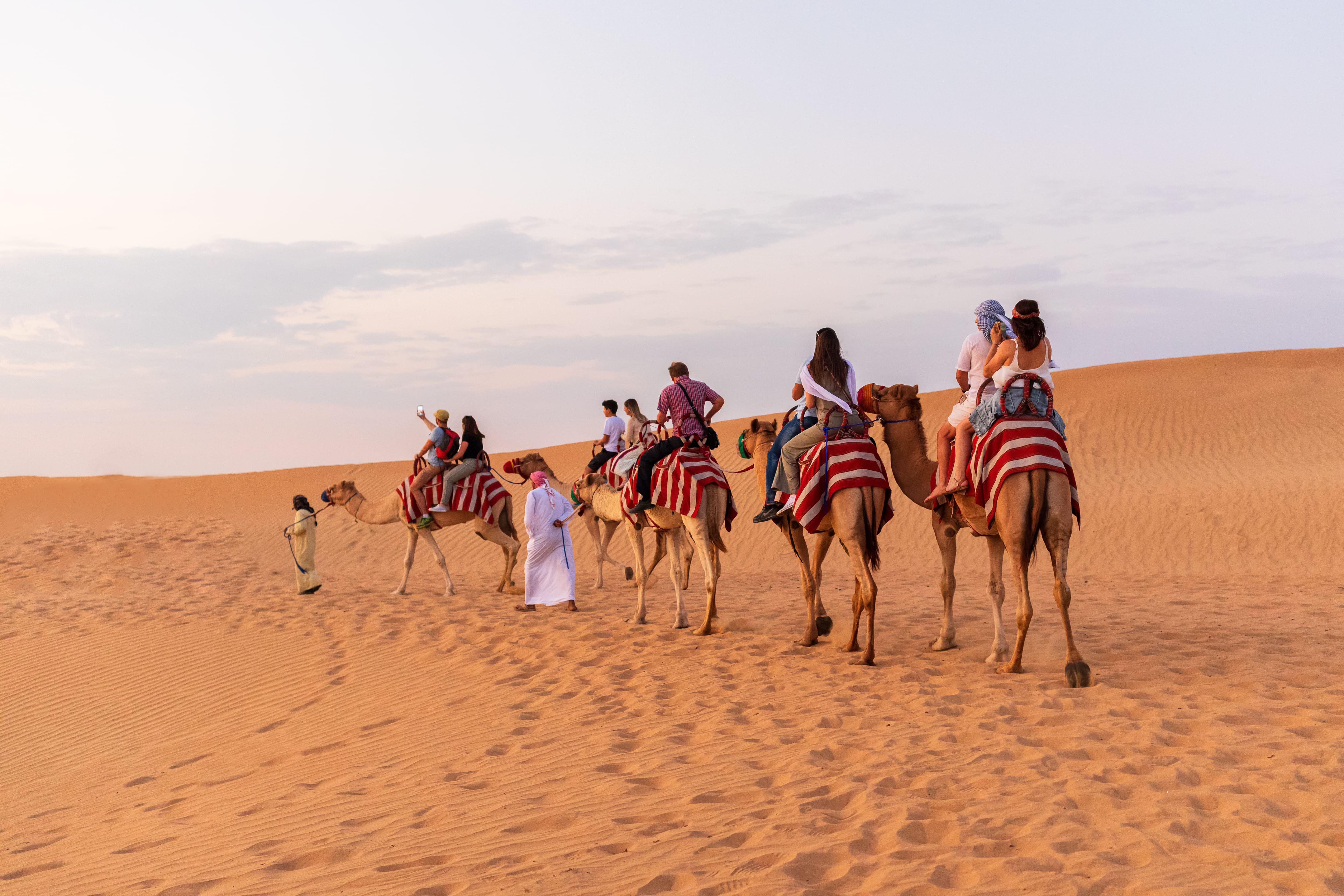 Abu Dhabi City Tour Plus Evening Desert Safari In Dubai